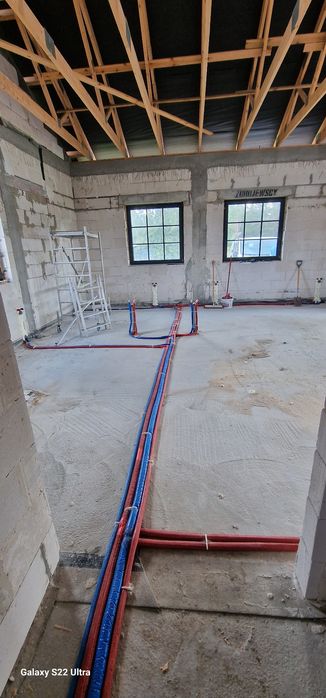 Hydraulik  "usługi hydrauliczne"