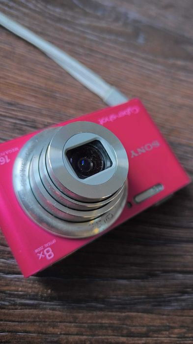 Продам фотоаппарат Sony W730