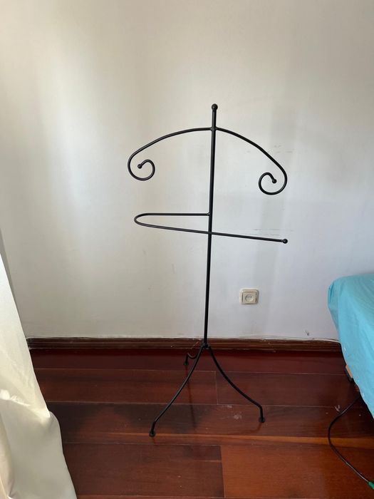 Cabide Vintage como NOVO