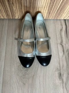 Sprzedam buty RESERVED skórzane