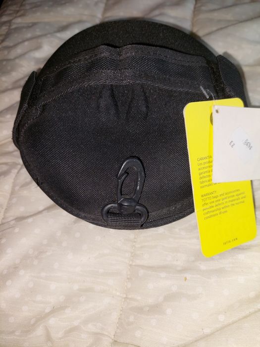 Porta cds novo com etiqueta Totto