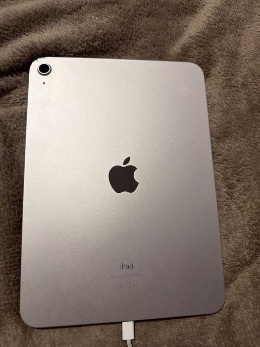 IPad 10 gen 64 GB