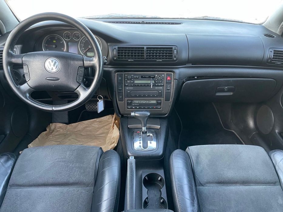 VW passat 1.9TDI Automatico — photo 4