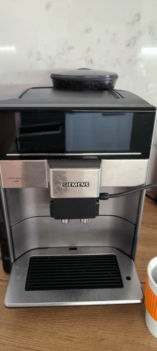 Ekspres w pełni automatyczny Siemens eQ6 plus s500 100% sprawny+gratis