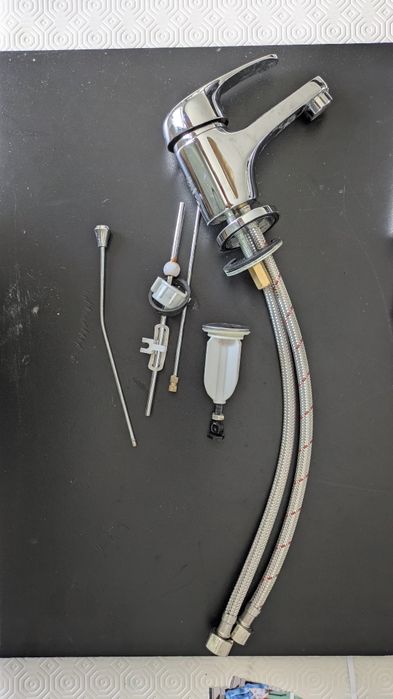 Conjunto 2 torneiras (Roca e Sensea)