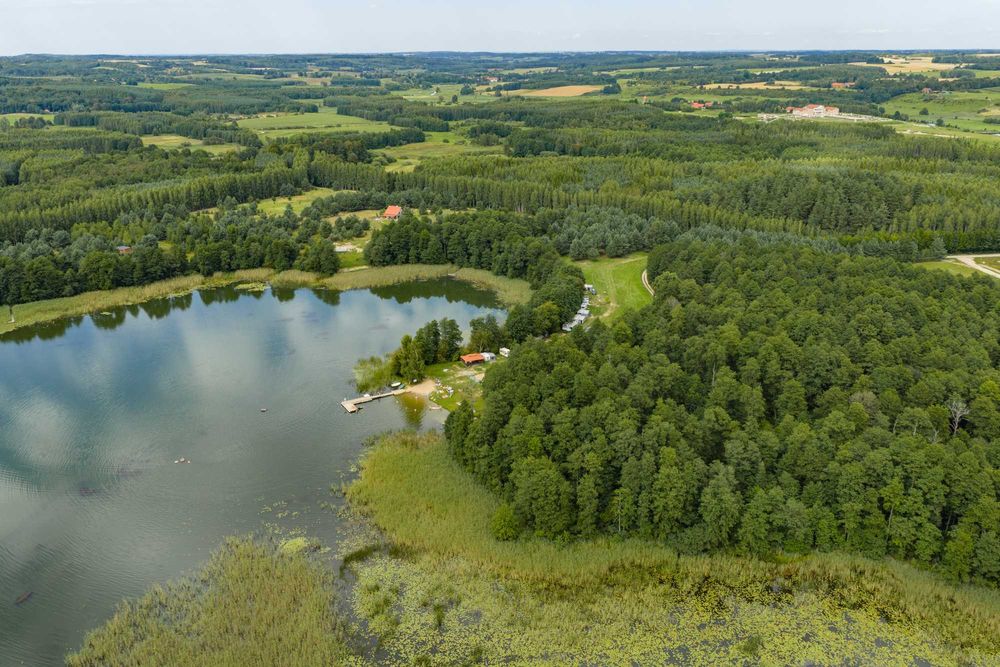 Całoroczny domek 35m2 z działką – Jezioro Skolickie – Prywatny las