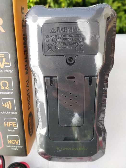 Multímetro Profissional SZ305 – Medições Precisas e Inteligentes