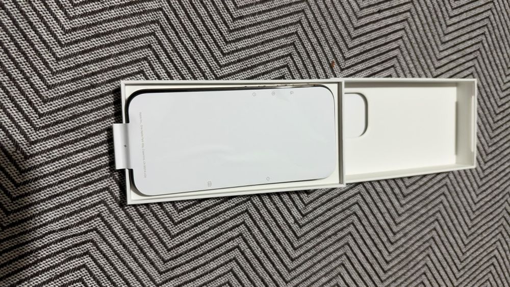 iPhone 16 Pro – Excelente Estado