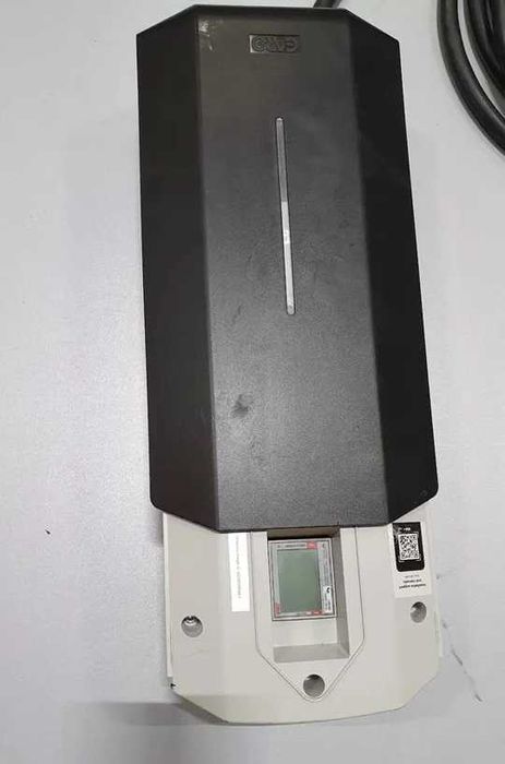 Wallbox 11kW(22kW) com cabo tipo 2 de 4,5m -  GLB-B-DCM-T222FC-R-LAN