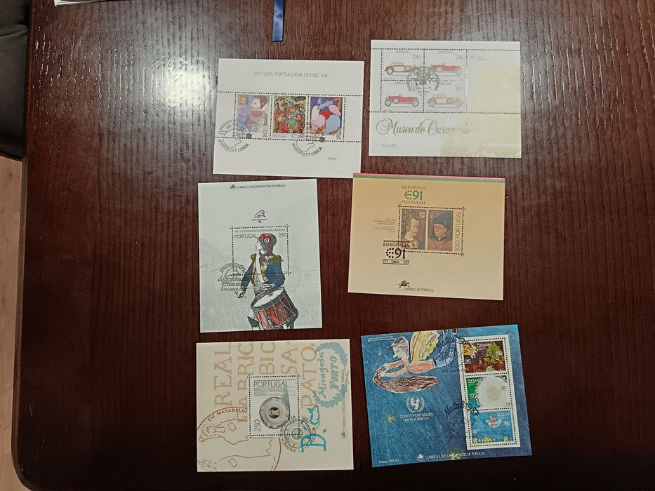 Blocos novos com carimbos de primeiro dia