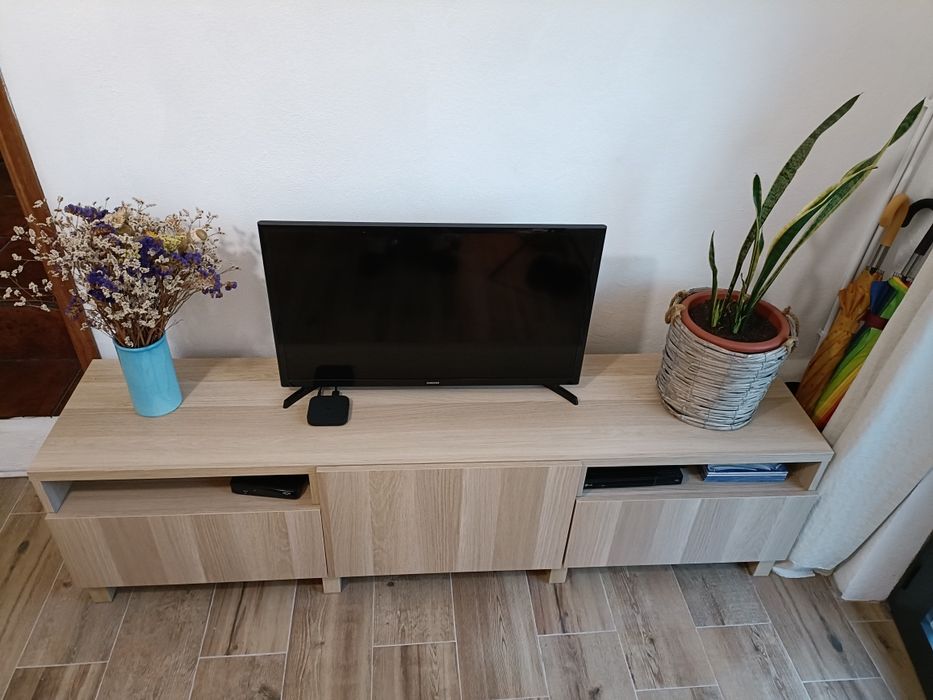 Móvel TV IKEA - modelo Bestå