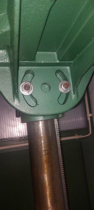 Máquina de furar de coluna