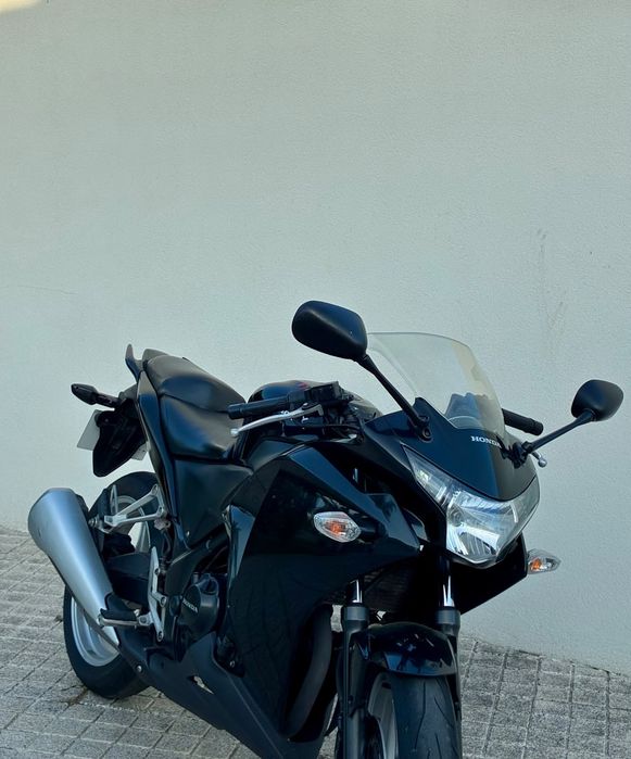 Honda  CBR 250 R