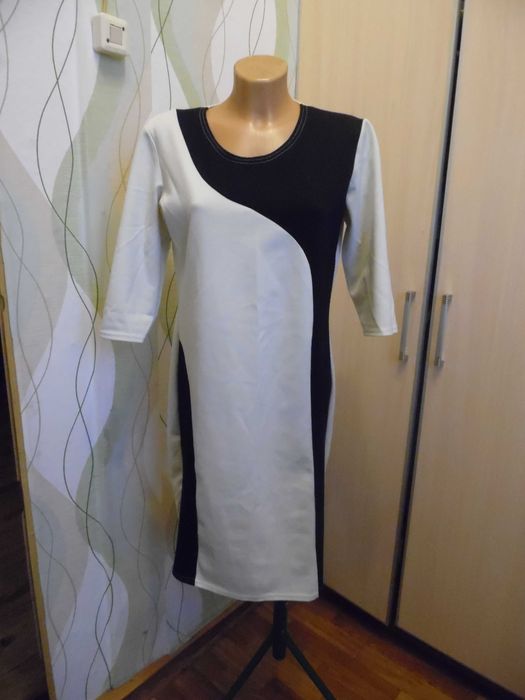 sukienka poliester L (960)