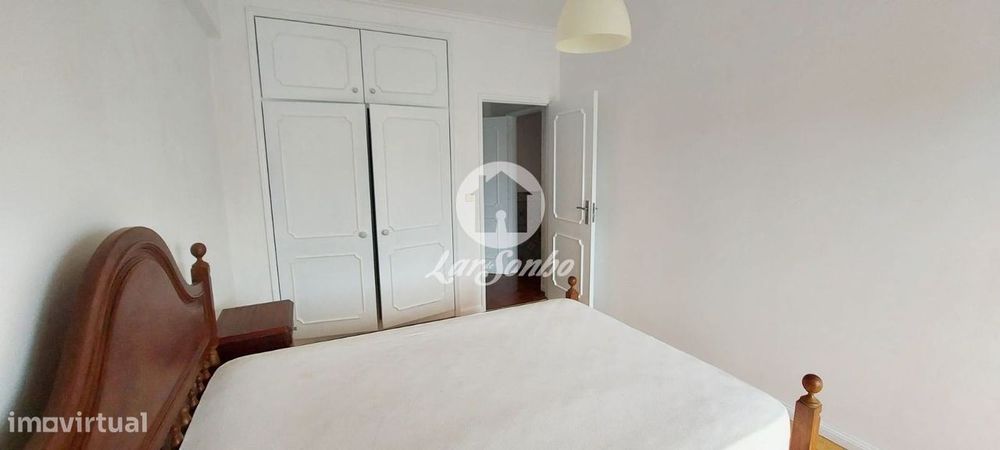 Apartamento T1 com terraço de 50m2 a 500m da praia da Amorosa, Vian...