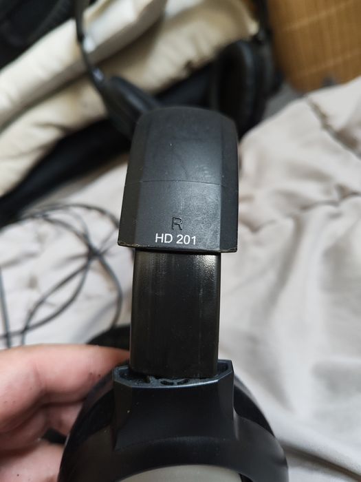 Headphones SennHeiser