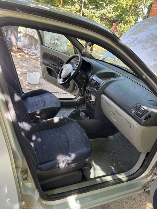 Renault clio 2 2001