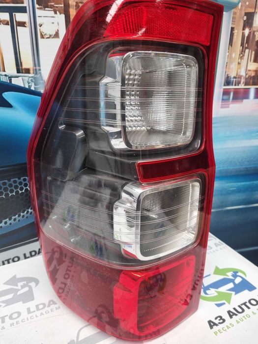Farolim direito Ford Ranger