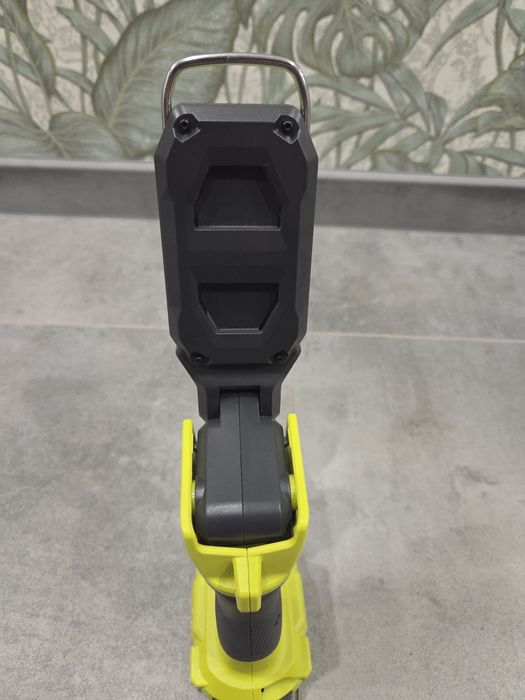 Lampa akumulatorowa RYOBI RSL 18