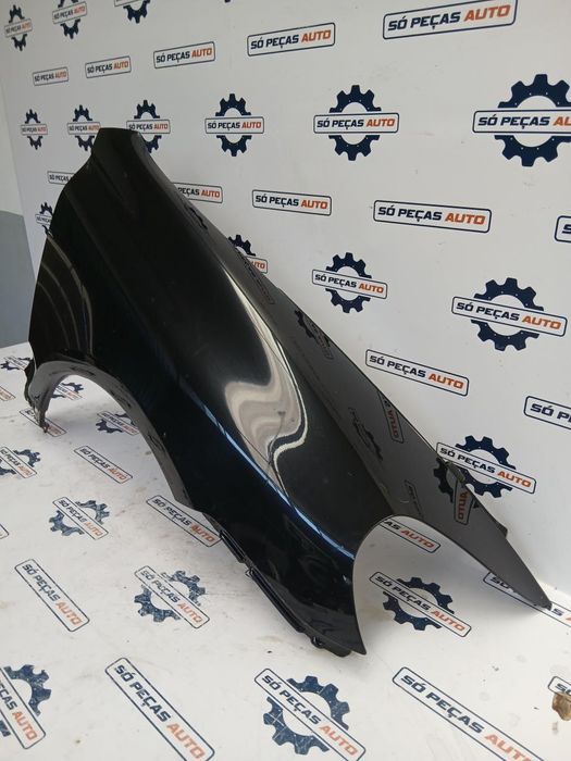 GUARDA LAMAS DIREITO PRETO PORSCHE CAYENNE TIPTRONIC S D ANO: 2009