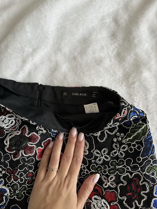 Zara спідниця розмір м