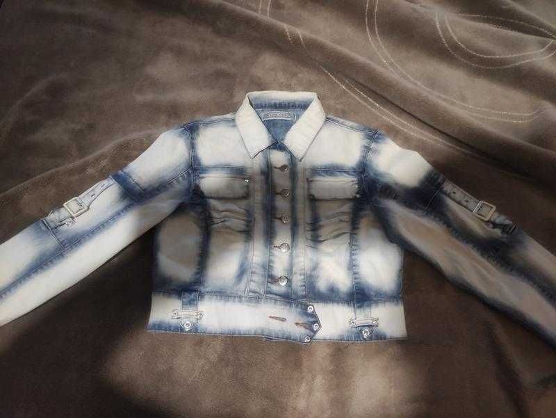 Джинсова курточка