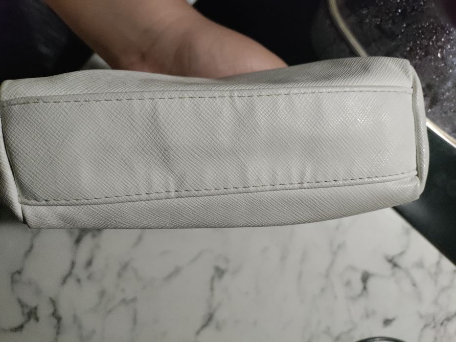 Продам косметичку Діор ориг