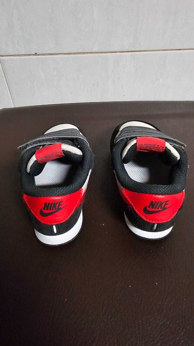 Sapatilhas / Ténis Nike MD VALIANT N°22