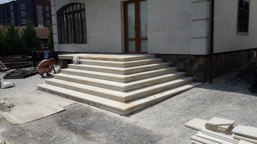 Монтаж плитки, каменю, шліфований природній штучний