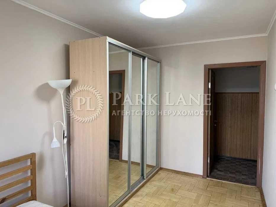 3-кімнатна квартира 62м², ремонт, Голосіївська 16, Деміївська