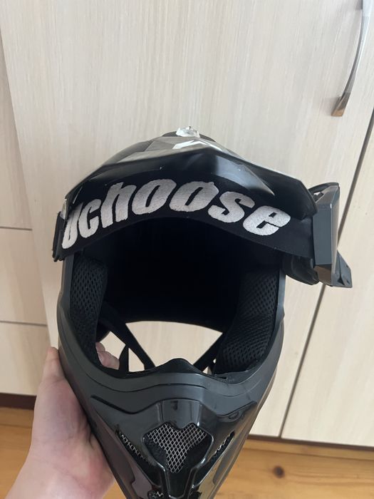 мотошолом шолом ендуро