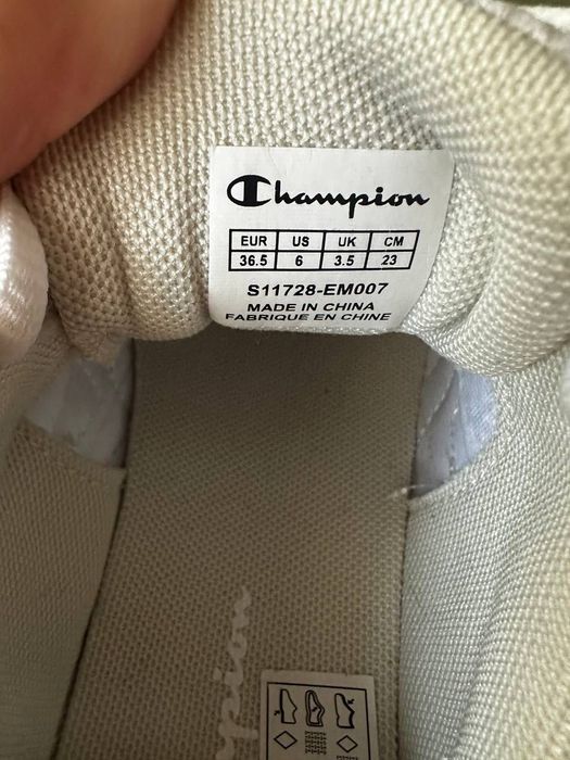Кросівки жіночі Champion