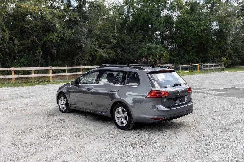 2015 Volkswagen Golf SportWagen TDI S