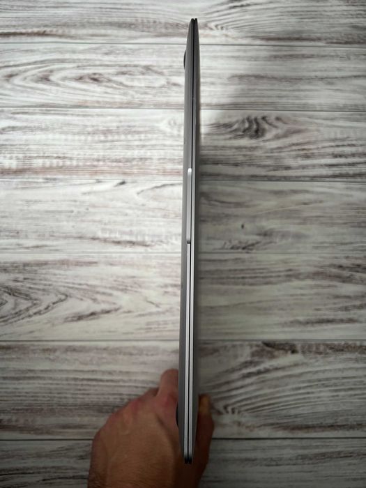 Apple Macbook Air 2020 M1 / 16Gb / SSD 512Gb