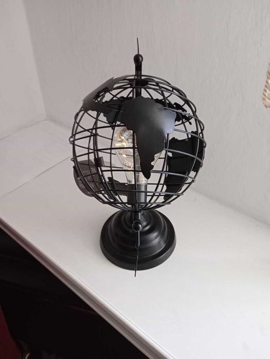 Globus czarny metalowy lampka  ledowa okazja
