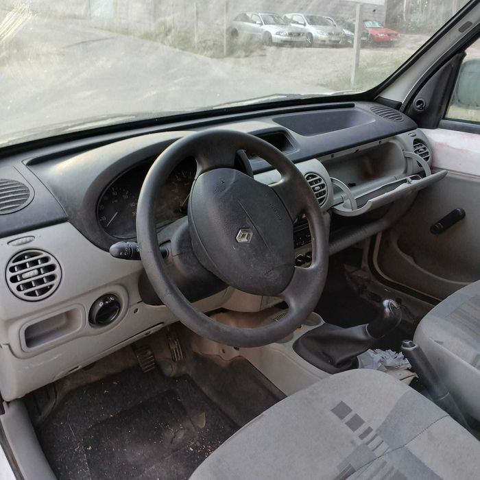 Renault Kangoo 1.4 de 2000 - Peças Usadas