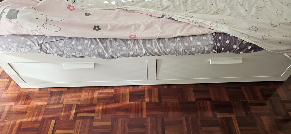 Cama ikea Brimnes