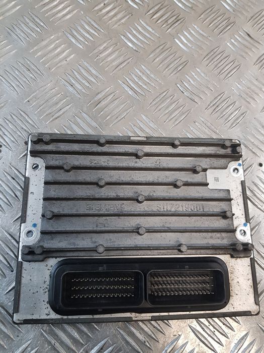 Sterownik Silnika P05034093Ae P05033174Aa Pt Cruiser 1.6B 05R-