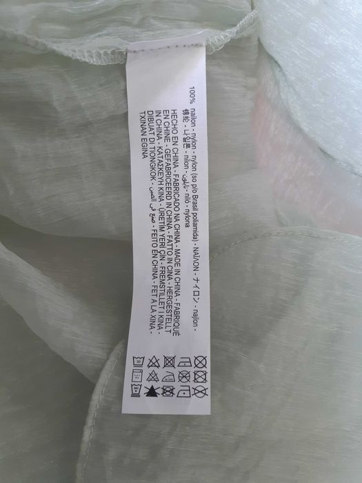 Прозрачная, лёгкая блуза мятного цвета на пуговичках zara