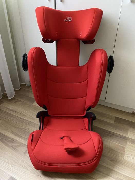 Автокресло Britax-Romer Kidfix III M 3-12 лет 15-36 кг группа 2/3