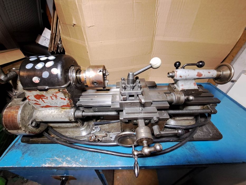 Tokarka stołowa TOS MN80