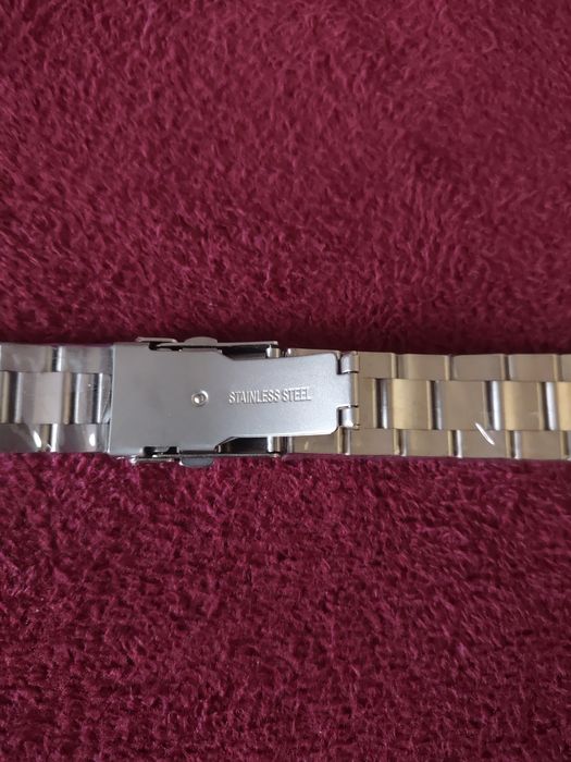Bransoletka do zegarka z pełnych ogniw. 22mm