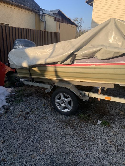 КатерАлюминевий 4.30 СШАмотор 40 електро трим лафет , тент все