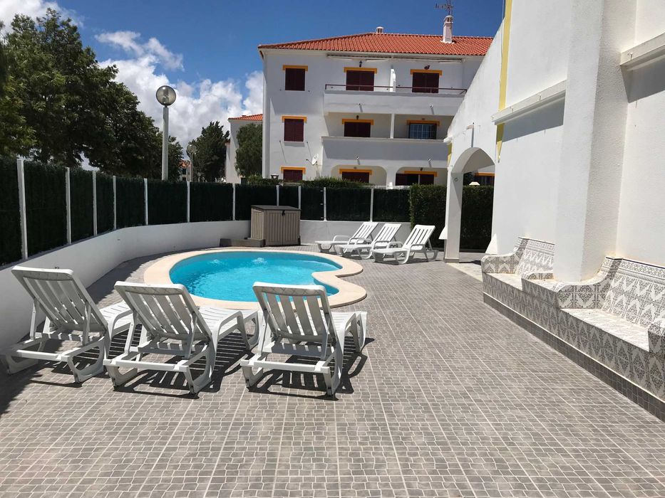 Moradia V4 com piscina privada 450m praia - Férias