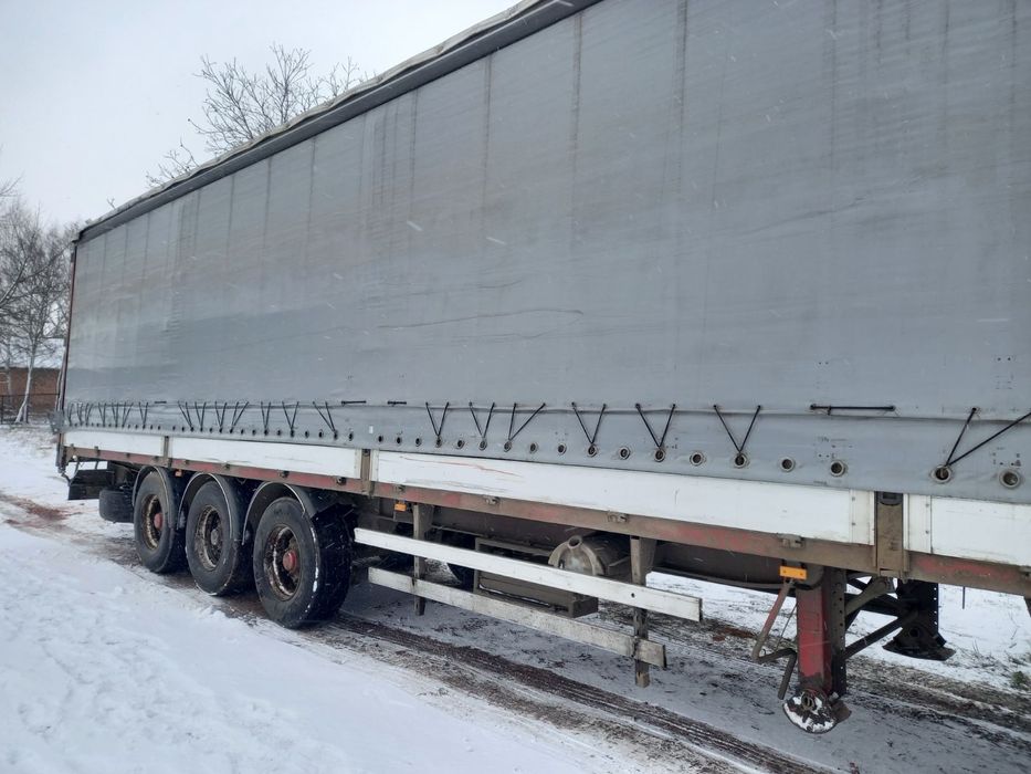 Продам напіввпричіп fruehauf