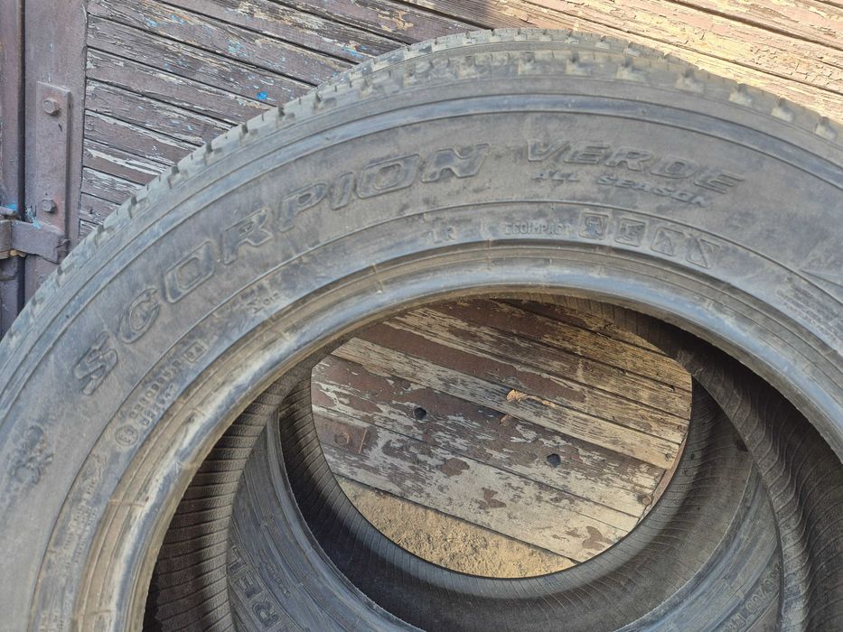 2szt opony letnie Pirelli _ 235/65/19