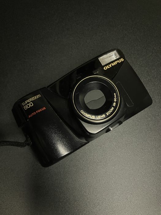 Плівкова камера Olympus Superzoom 800