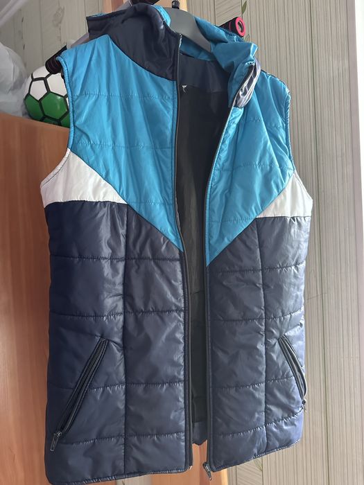 Жіночий верхній одяг, б/у