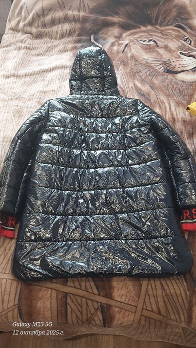 Куртка жіноча 46 розмір