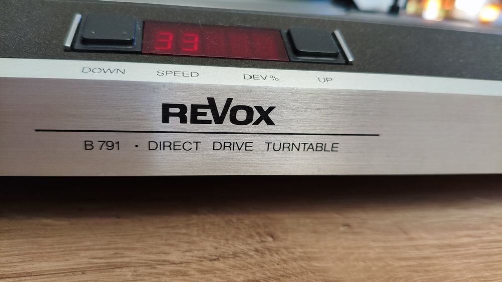 Gramofon Revox B791 super stan